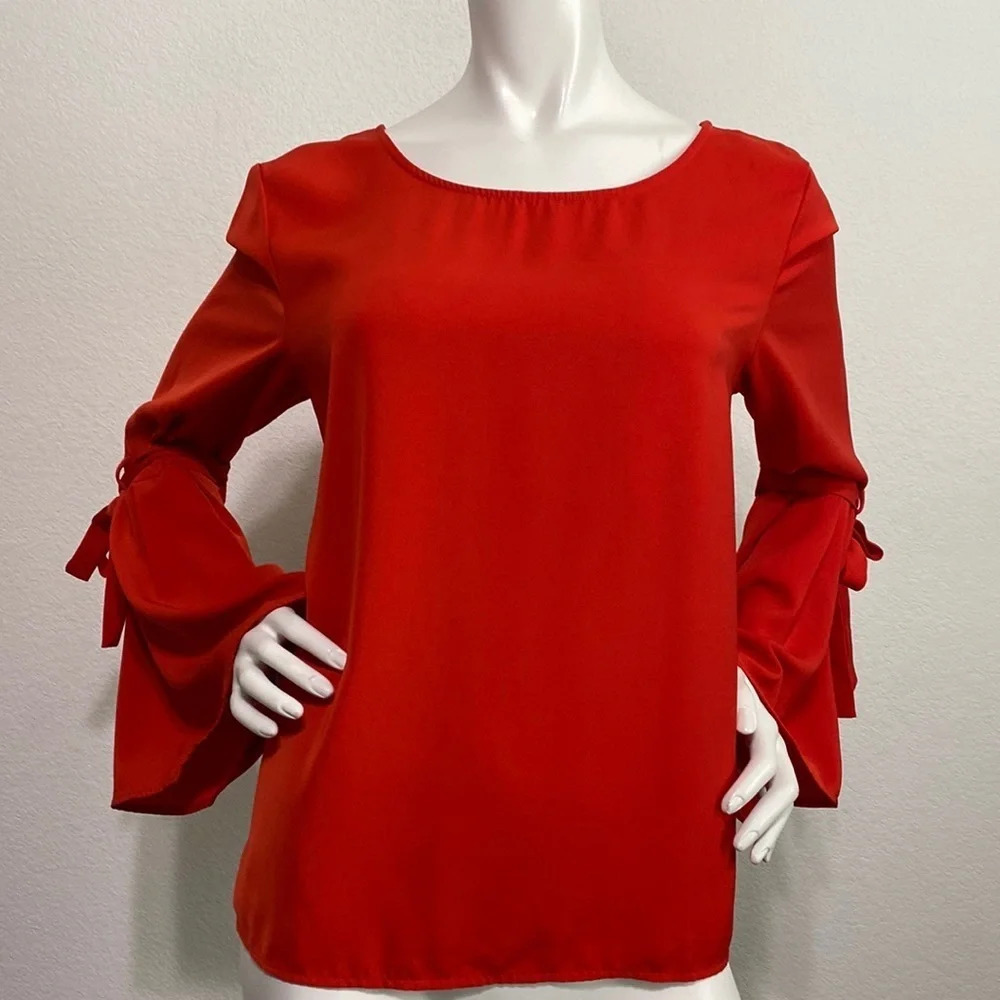 Villa Clothes Viabella Long Tie Detail Bell Sleeve Blouse Red XL